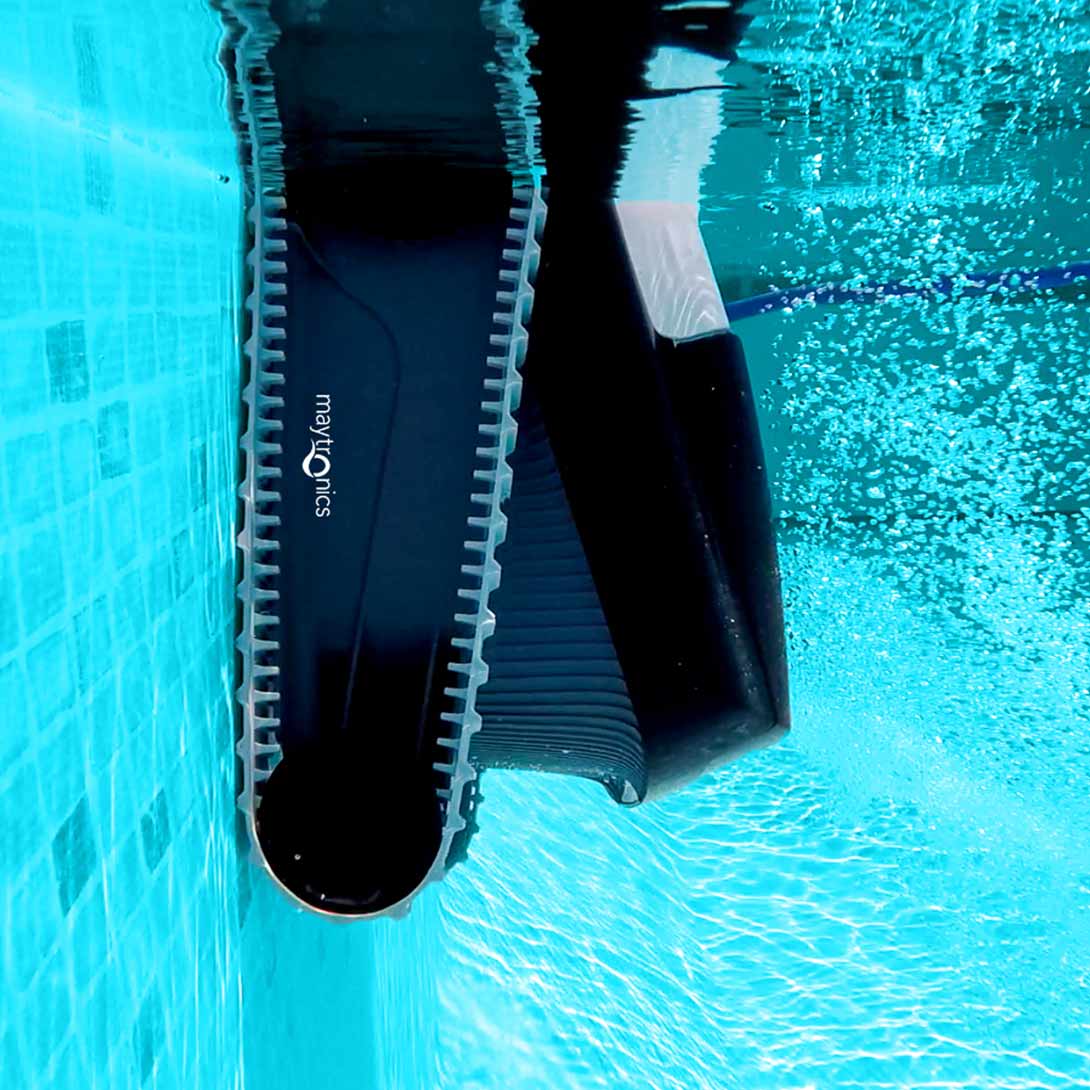 Los 10 mejores robots limpiafondos de piscina del 2021